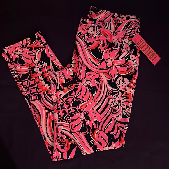 Lilly Pulitzer Pants - Lilly Pulitzer Corso Pant Low Tide Navy Flirty Fins and Feather- Size 8